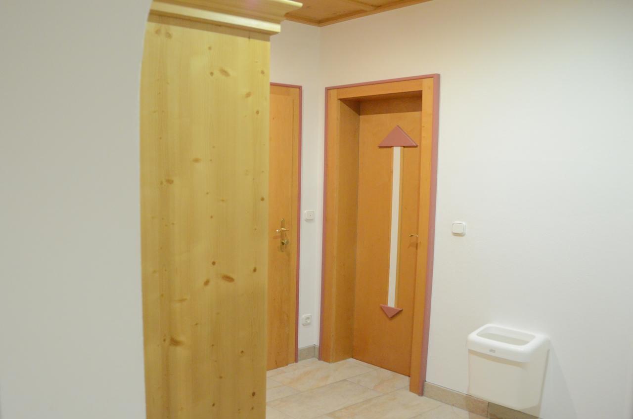 Appartements Neben Der Gondelbahn - Haus Sued Brixen im Thale Esterno foto